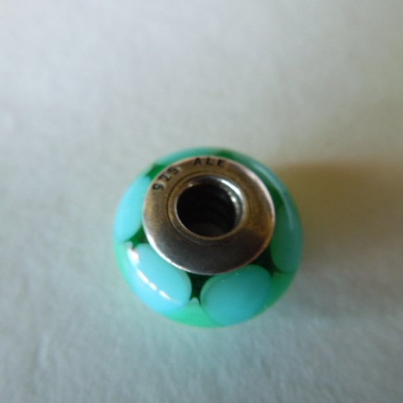 Pandora Green Murano Glass Charm - Picture 2 of 3